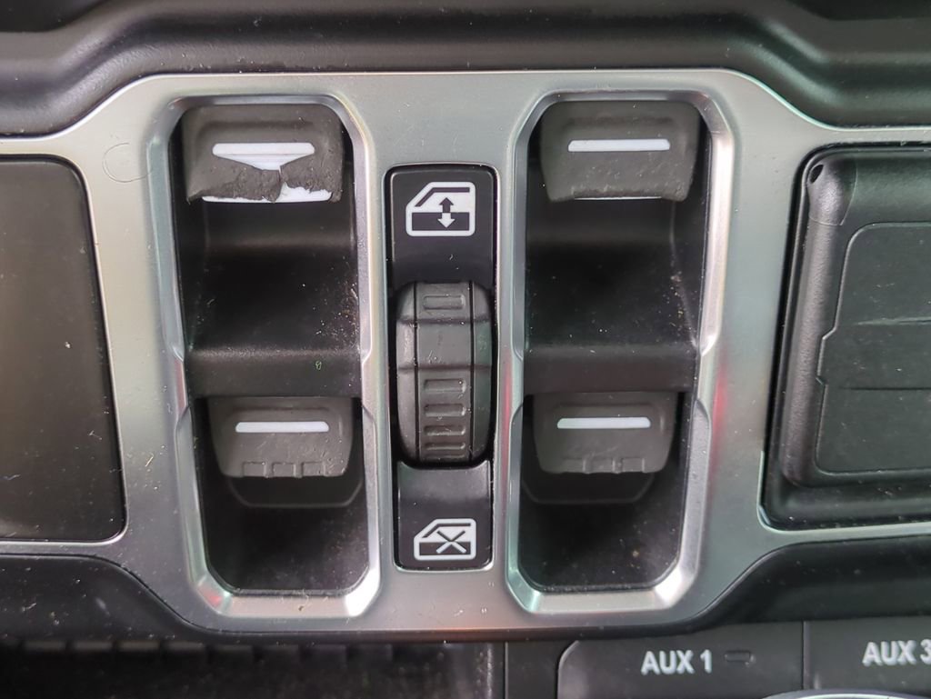 Used 2020 Jeep Gladiator Sport w/ Quick Order Package 24S image 25