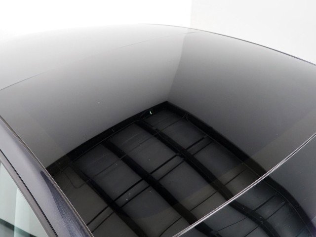 Used 2025 Tesla Model 3 Long Range RWD image 5