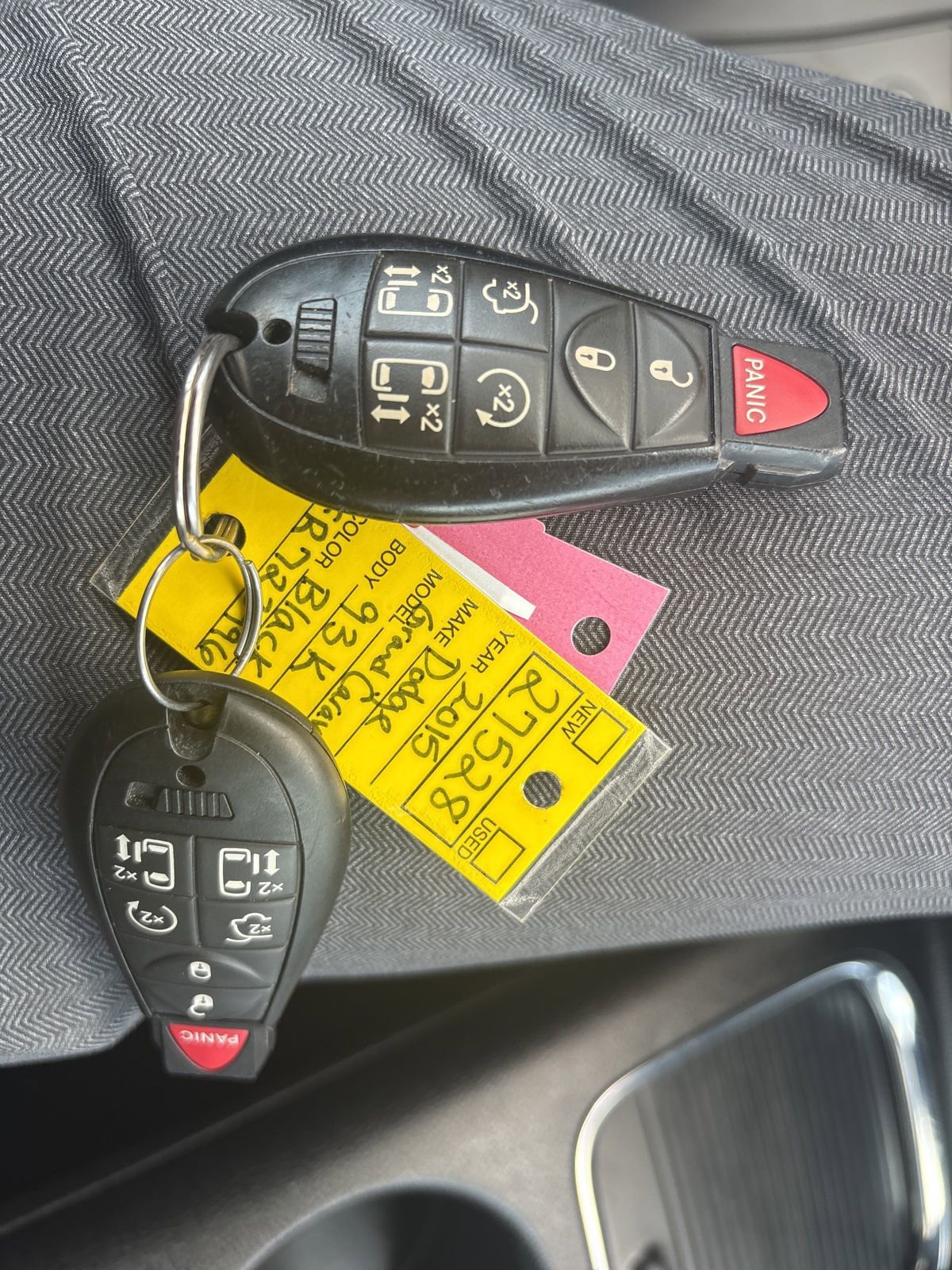 Used 2015 Dodge Grand Caravan R/T w/ Driver Convenience Group FWD image 35