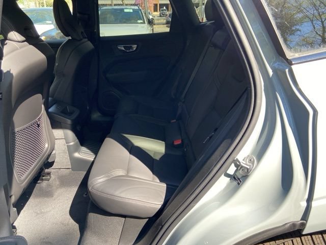 New 2026 Volvo XC60 T8 Ultra w/ Protection Package Premier AWD/4WD image 15