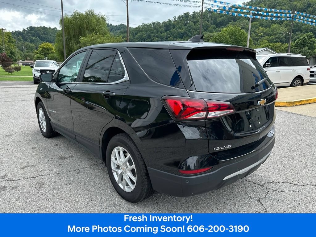 Used 2024 Chevrolet Equinox LT FWD image 3