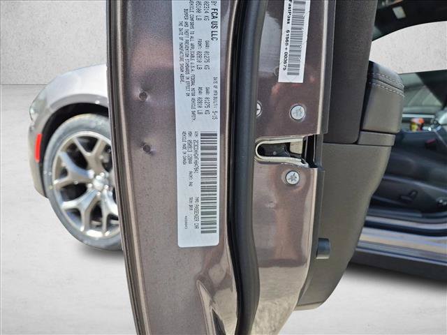 Used 2015 Dodge Charger SXT RWD image 10