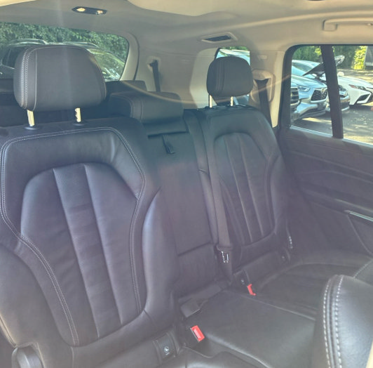 Used 2022 BMW X7 xDrive40i w/ Cold Weather Package AWD/4WD image 5