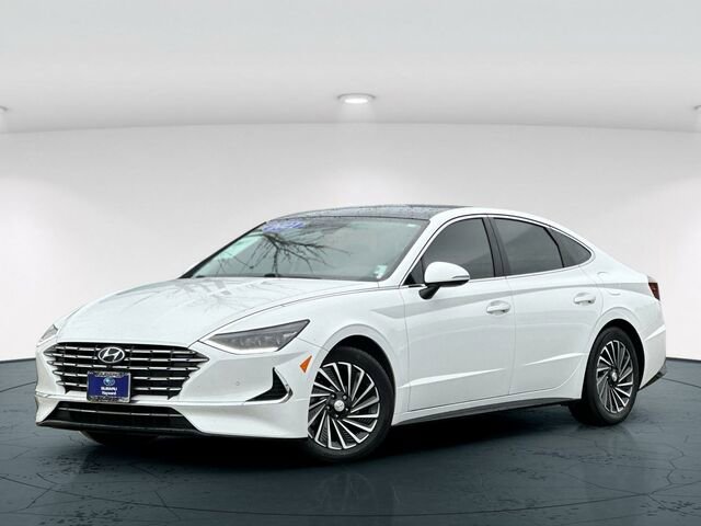 Used 2021 Hyundai Sonata Limited w/ Cargo Package image 2