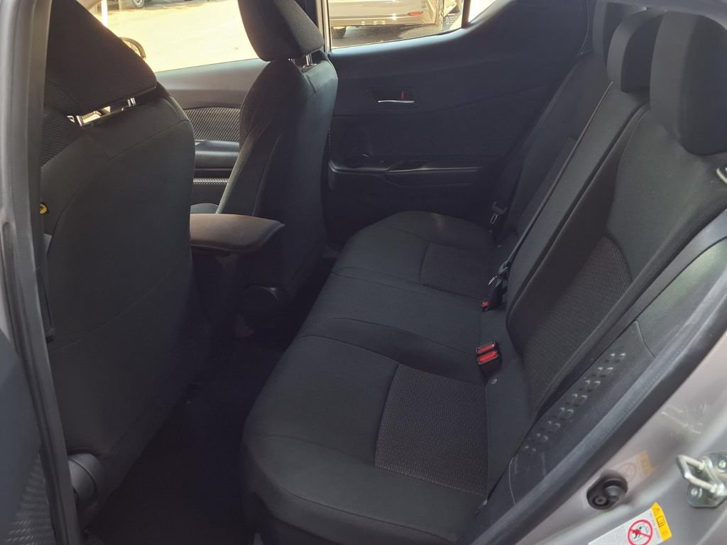 Certified 2018 Toyota C-HR XLE FWD image 21
