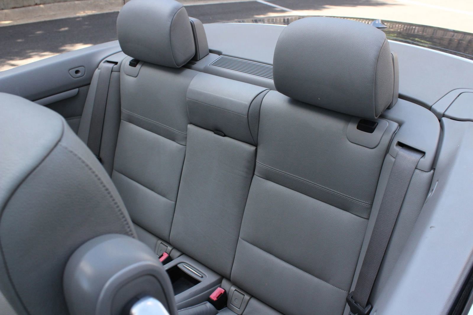 Used 2007 BMW 328i Convertible RWD image 18