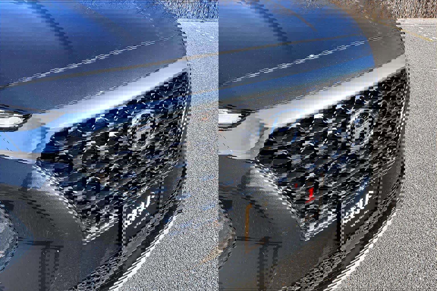 Used 2020 Hyundai Santa Fe SE w/ Cargo Package image 32