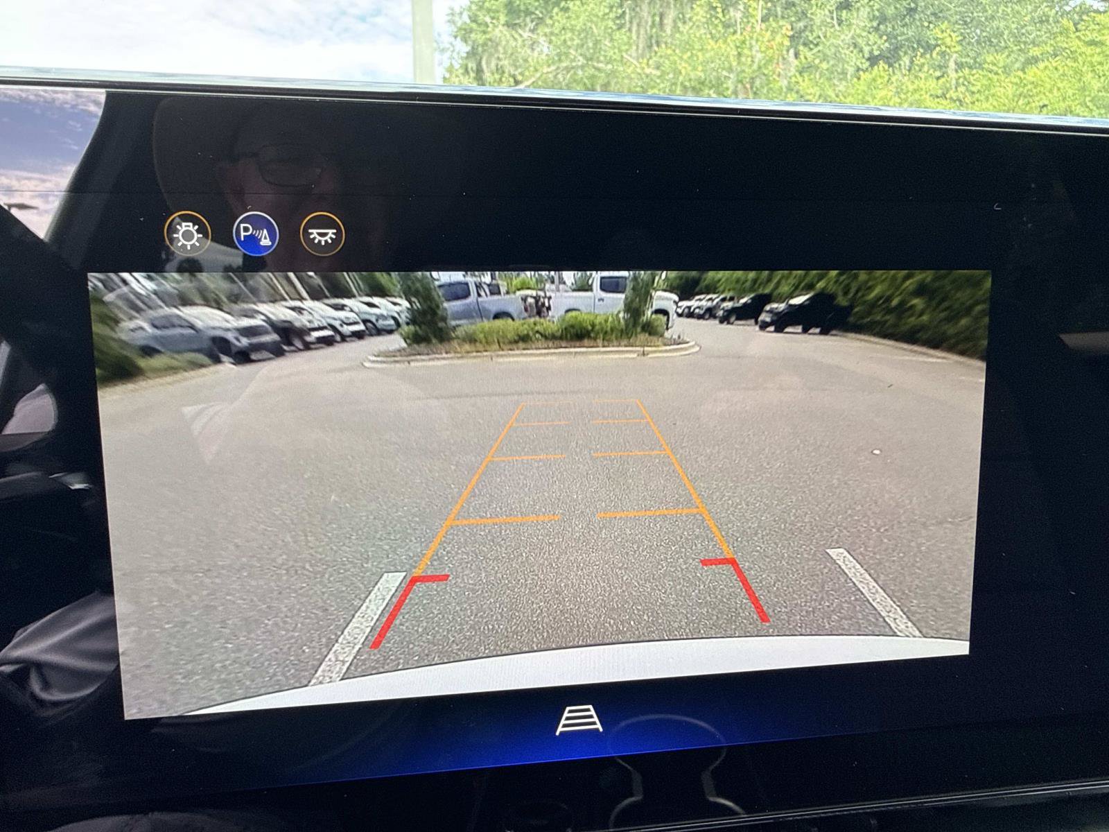 Used 2026 Chevrolet Equinox LT FWD image 25