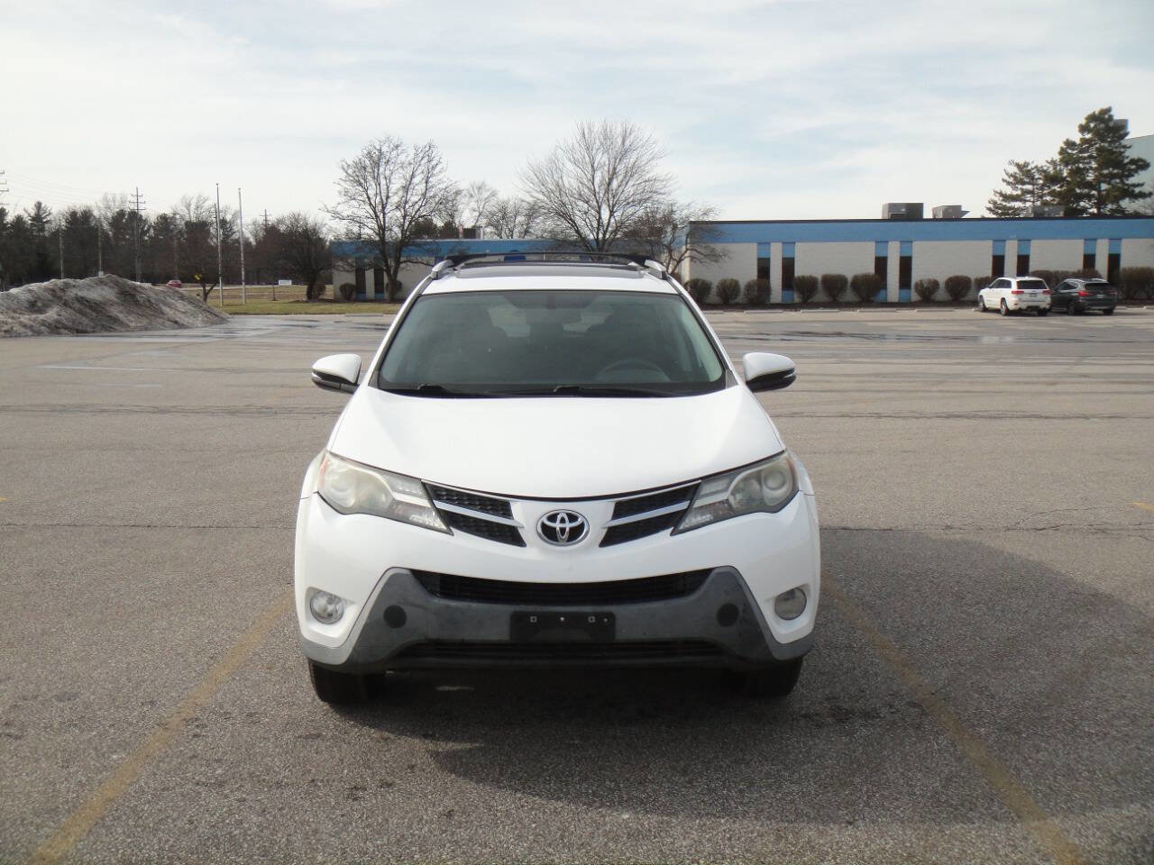 Used 2013 Toyota RAV4 XLE image 3