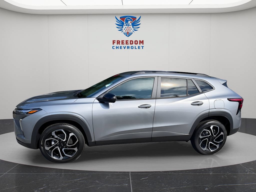 New 2026 Chevrolet Trax RS w/ Driver Confidence Package FWD image 3