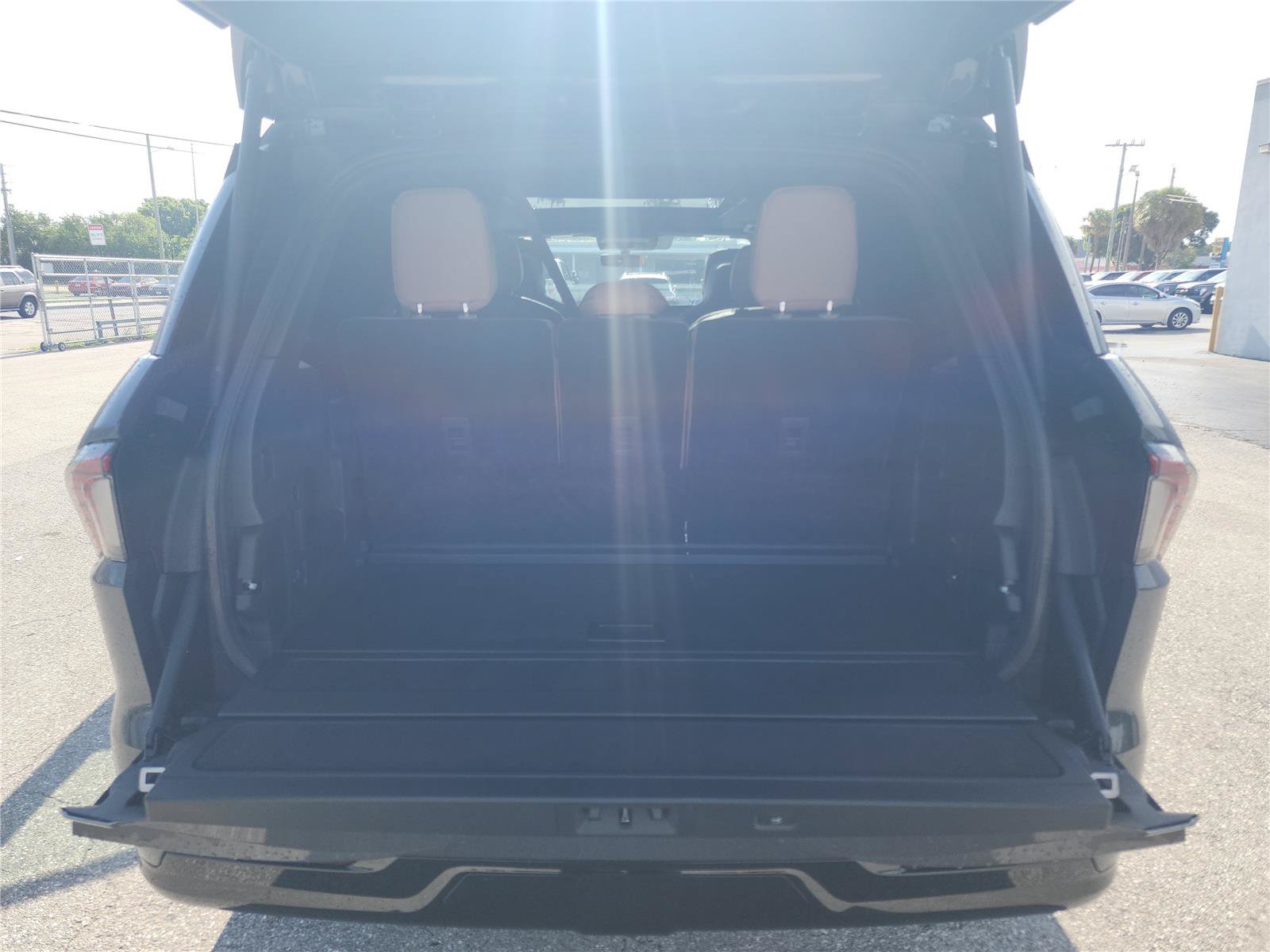 New 2027 Lincoln Navigator Black Label AWD/4WD image 19