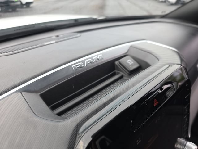 Used 2025 RAM 2500 Big Horn AWD/4WD image 18