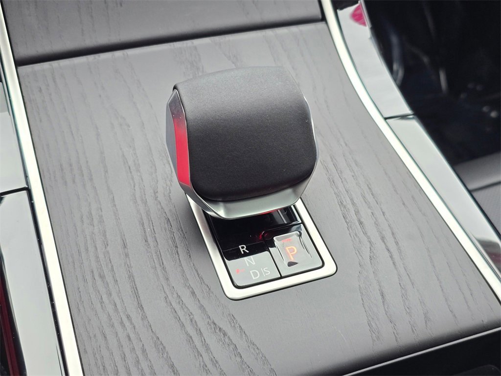 New 2026 Land Rover Range Rover Velar Dynamic SE image 15