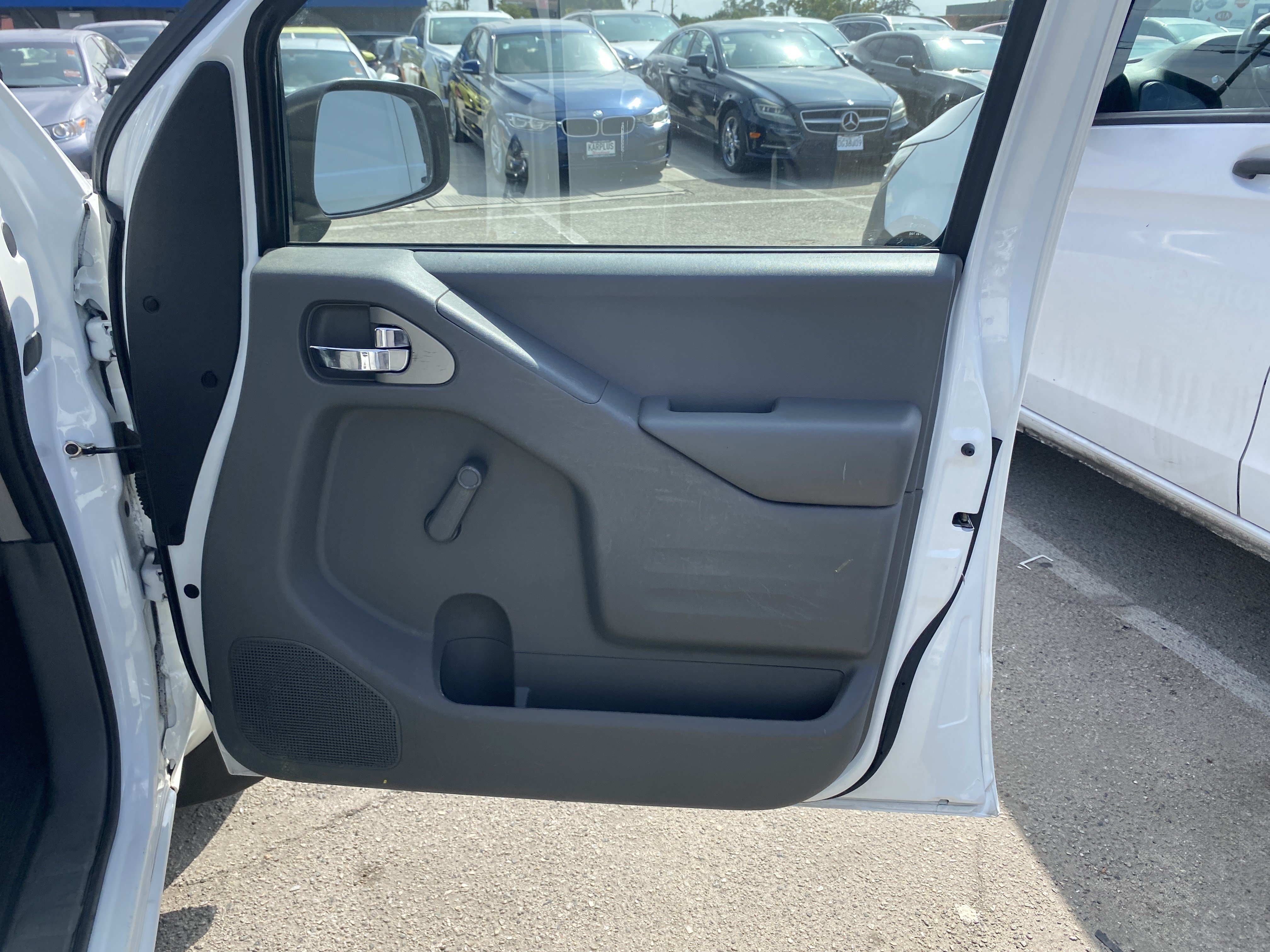 Used 2019 Nissan Frontier S RWD image 27