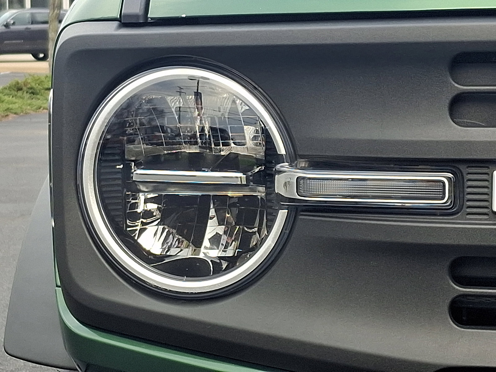 Used 2023 Ford Bronco Black Diamond image 9