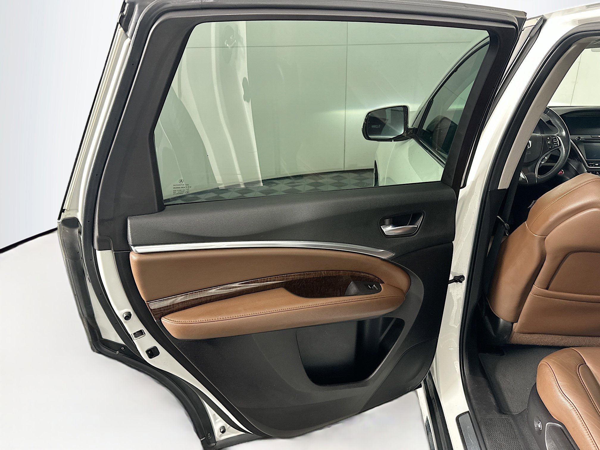 Used 2018 Acura MDX FWD w/ Technology Package image 26