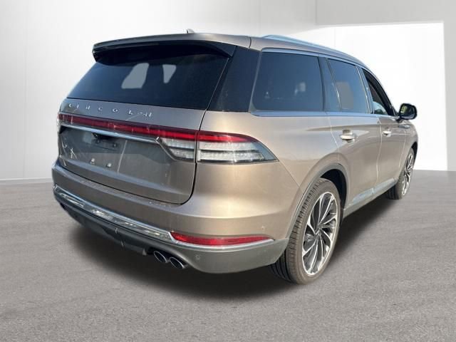 Used 2020 Lincoln Aviator Reserve w/ Equipment Group 202A AWD/4WD image 5