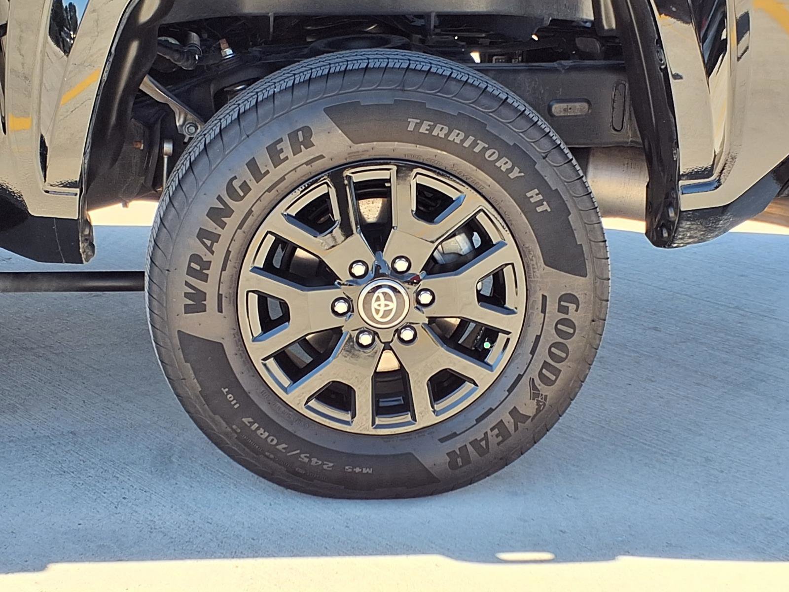 Certified 2025 Toyota Tacoma SR5 w/ SR5 Upgrade Package image 9