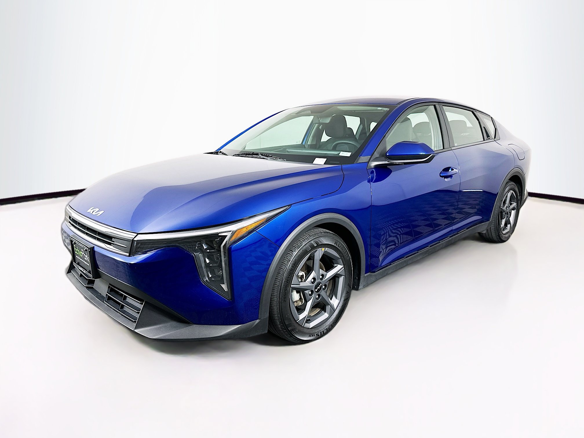 Used 2025 Kia K4 FWD image 3