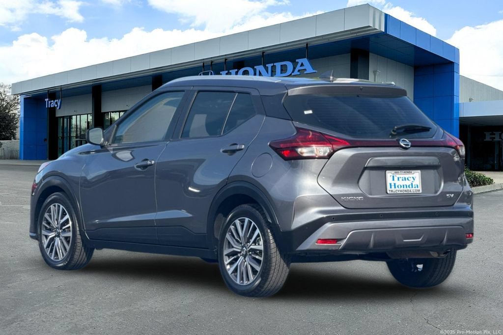 Used 2021 Nissan Kicks SV FWD image 10