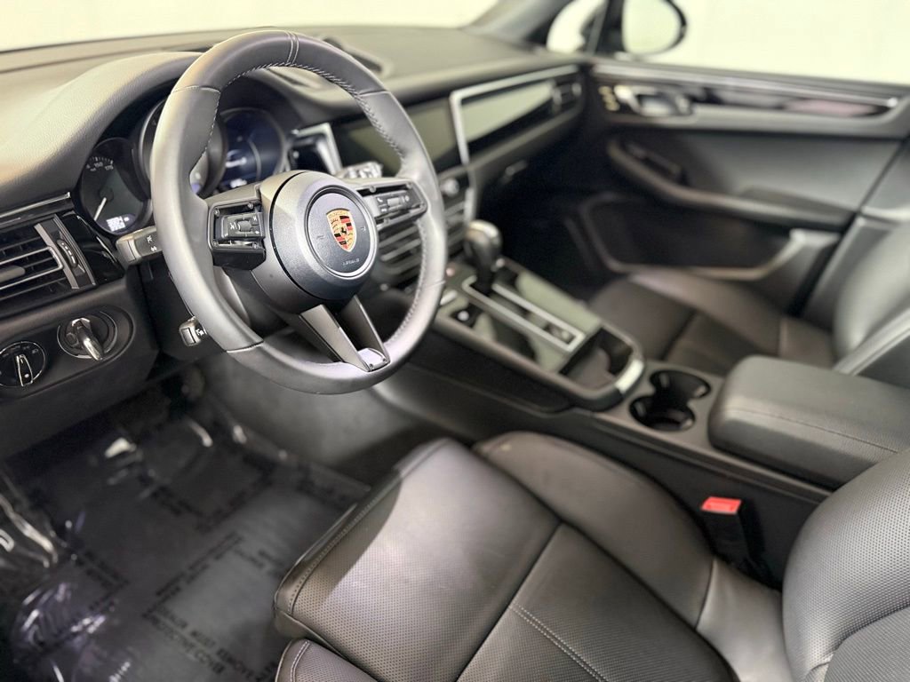Used 2026 Porsche Macan S image 17