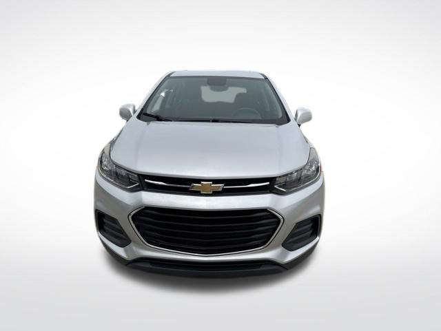 Used 2019 Chevrolet Trax LS w/ LPO, Protection Package AWD/4WD image 8