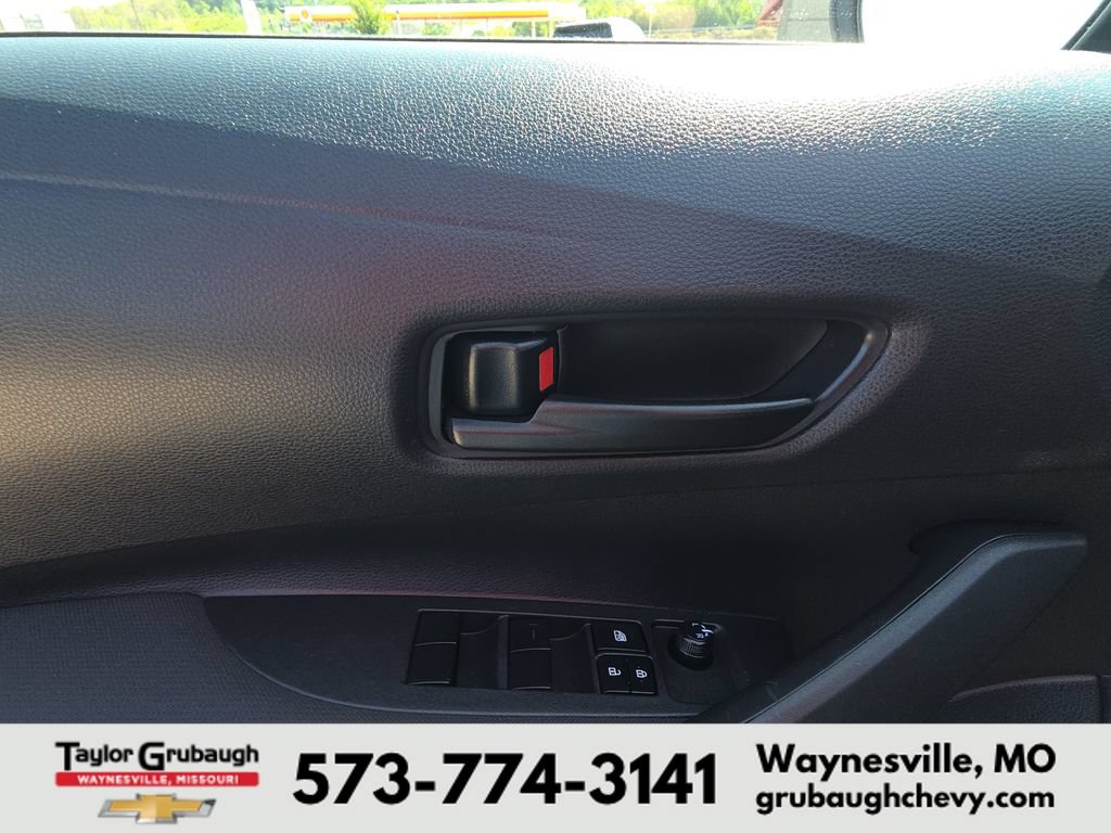 Used 2024 Toyota Corolla LE FWD image 13