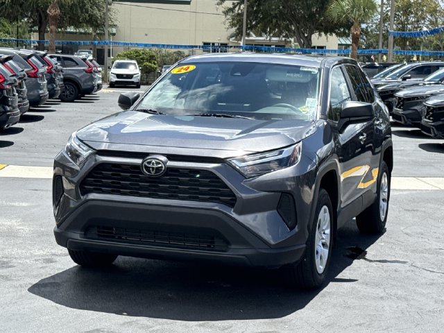 Used 2024 Toyota RAV4 LE FWD image 13