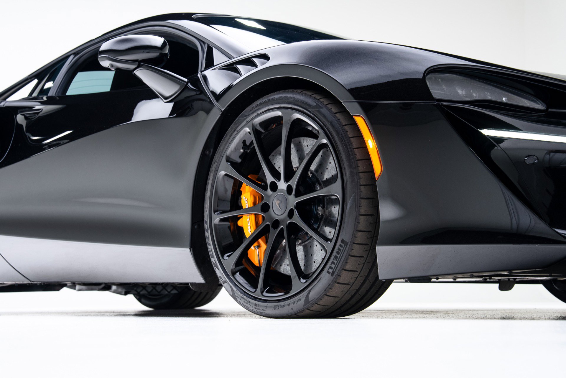 Used 2026 McLaren Artura image 60