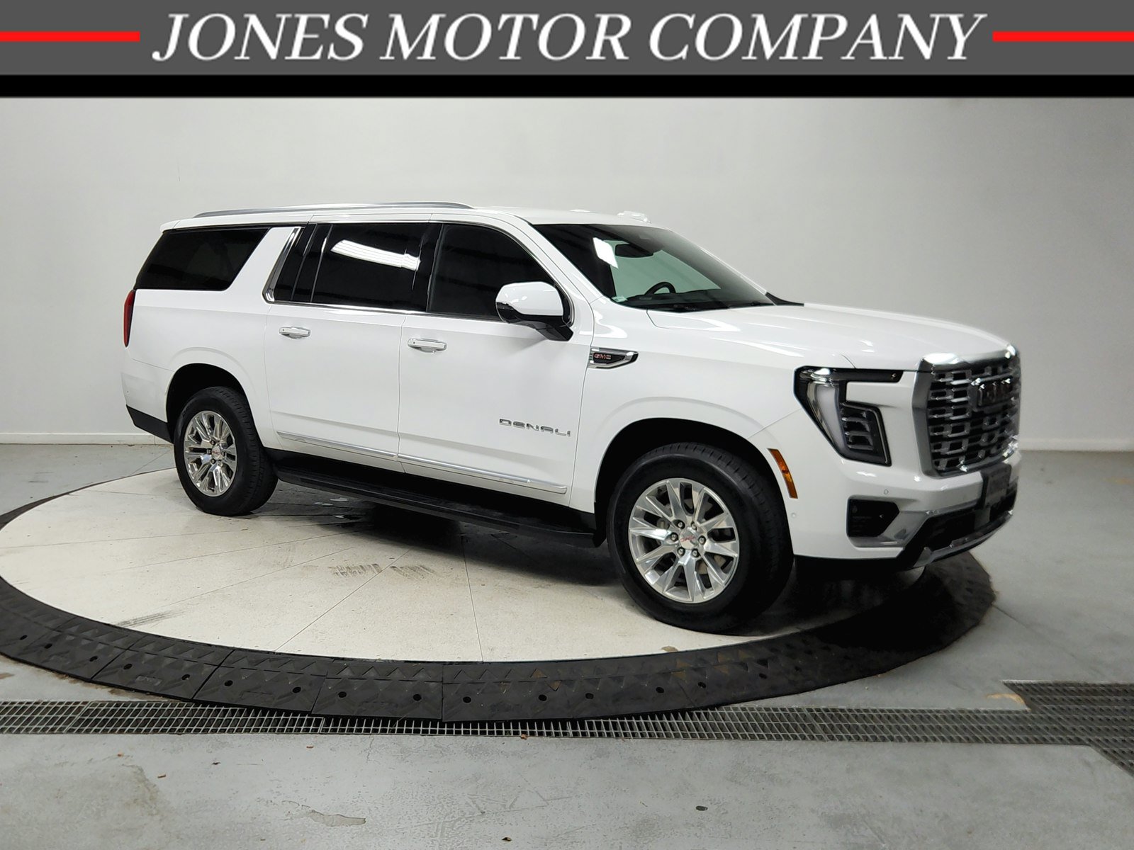 Used 2025 GMC Yukon XL Denali