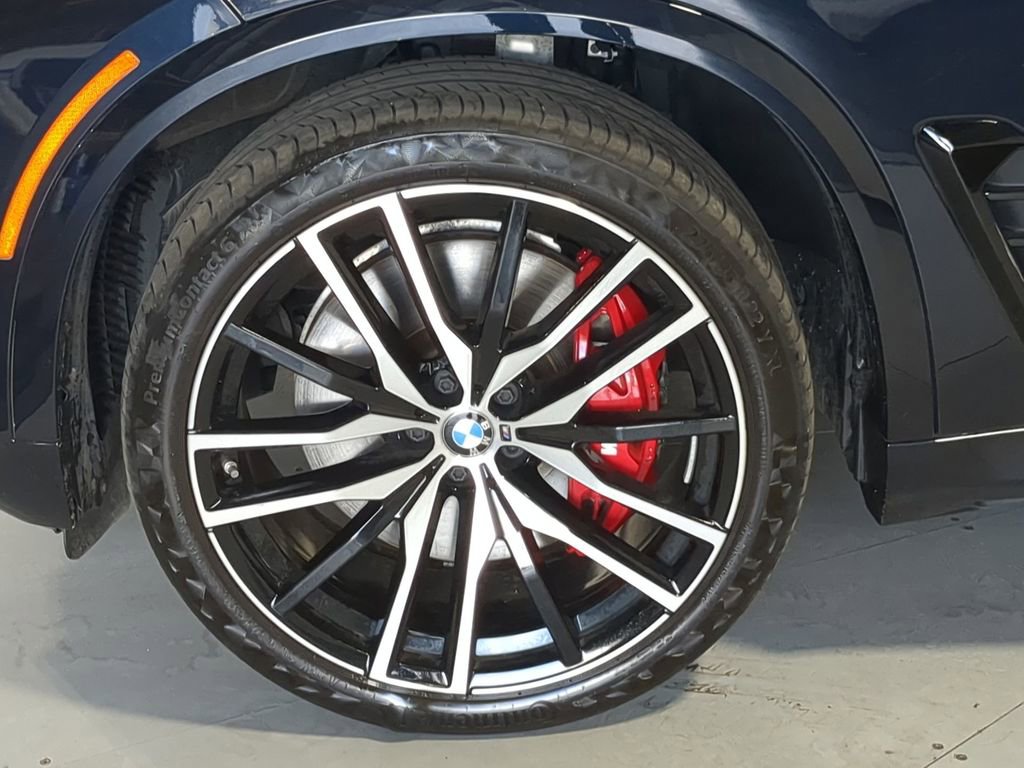 Used 2024 BMW X5 M60i AWD/4WD image 17