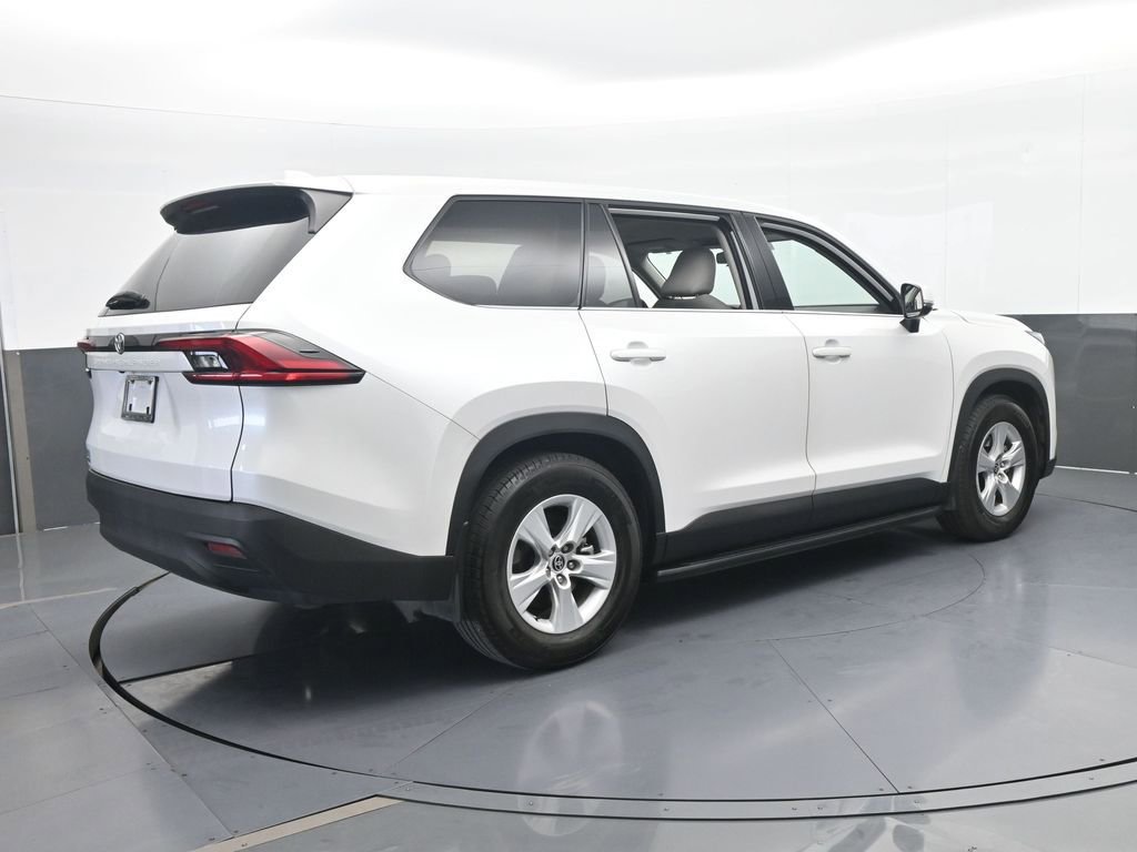 Used 2025 Toyota Grand Highlander FWD image 6