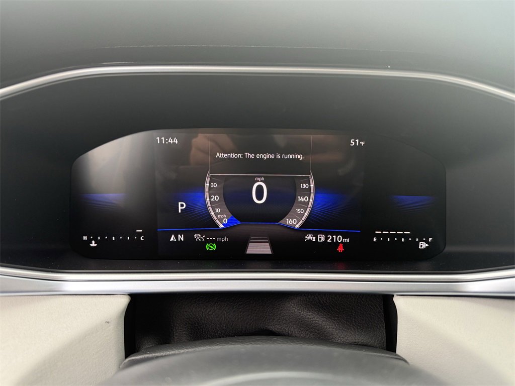 New 2026 Volkswagen Taos SE image 17