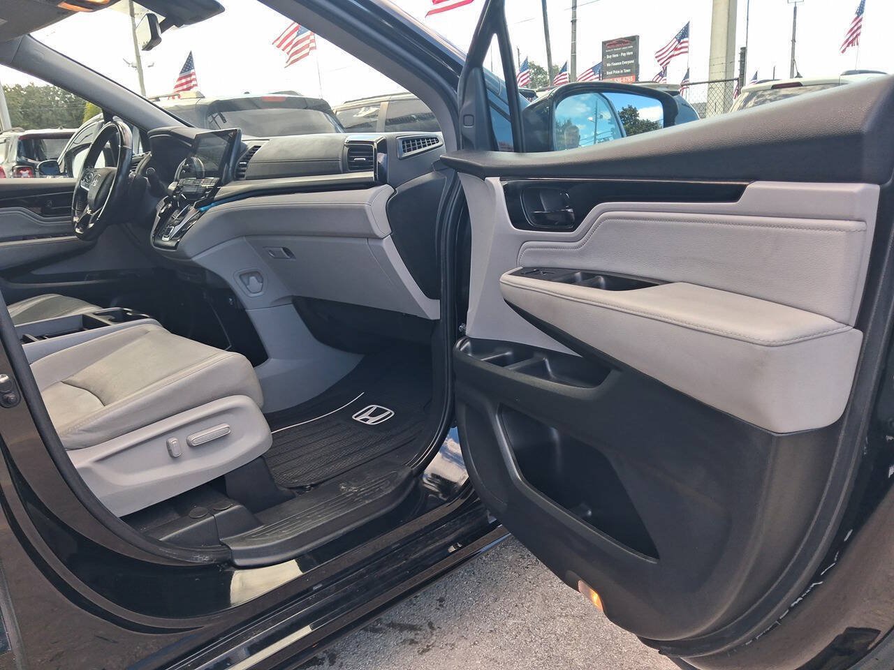Used 2019 Honda Odyssey Elite image 23