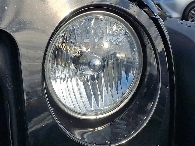 Used 2018 Jeep Wrangler Sport image 9