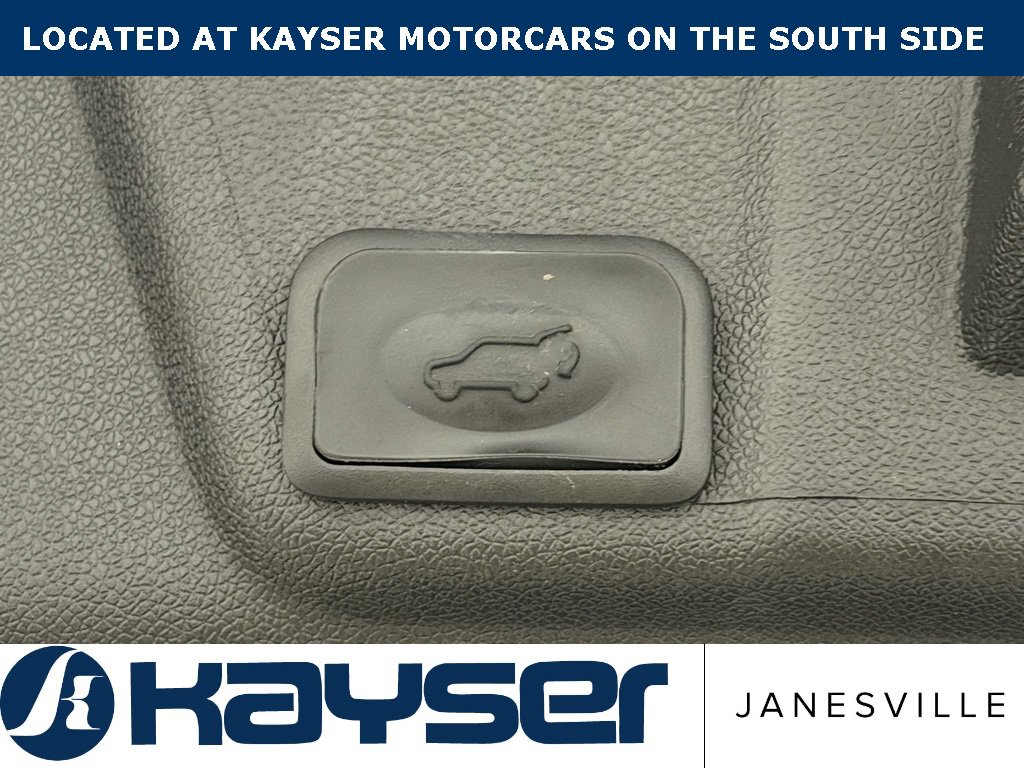 Used 2017 Buick Enclave Leather image 17