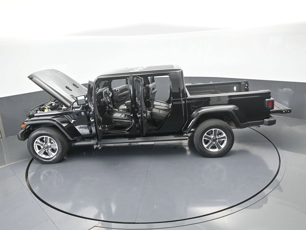 Used 2024 Jeep Gladiator Sport w/ Premium Package image 67