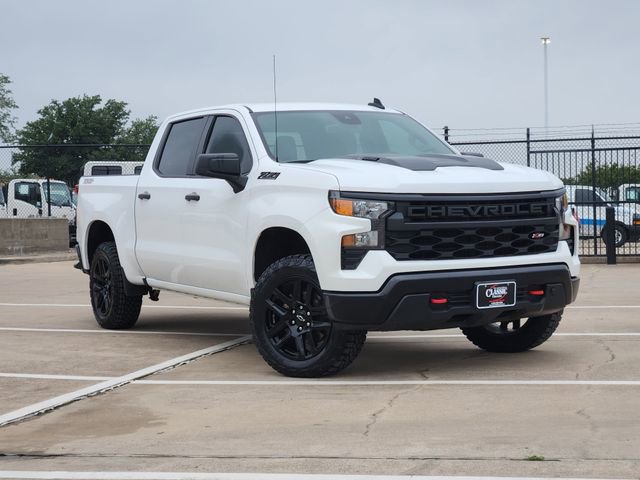Used 2024 Chevrolet Silverado 1500 Custom Trail Boss w/ LPO, Dark Essentials Package AWD/4WD video 2