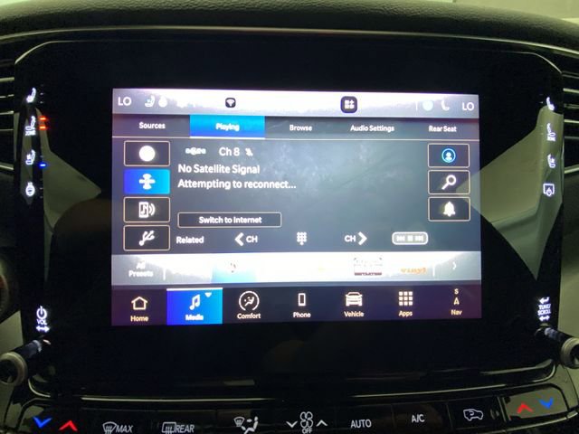 Used 2024 Jeep Wagoneer Series II w/ Convenience Group I image 16