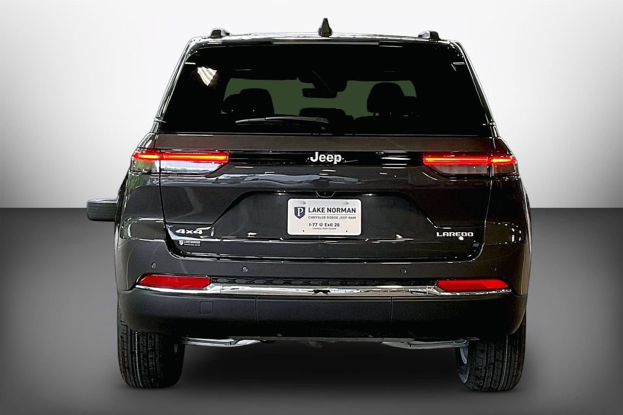 New 2026 Jeep Grand Cherokee Laredo X AWD/4WD image 7