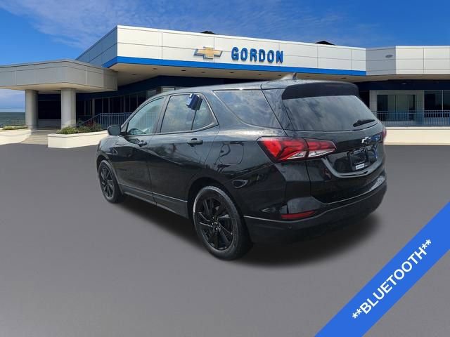 Used 2023 Chevrolet Equinox LS w/ LS Convenience Package image 3