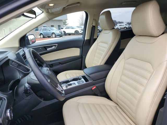 Certified 2024 Ford Edge SEL w/ Convenience Package image 9