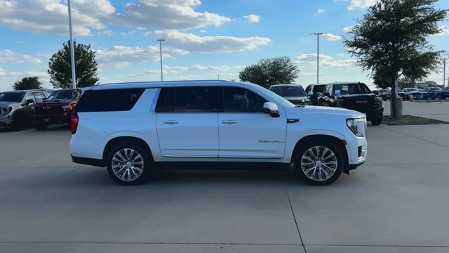 Used 2023 GMC Yukon XL Denali w/ Denali Reserve Package image 2