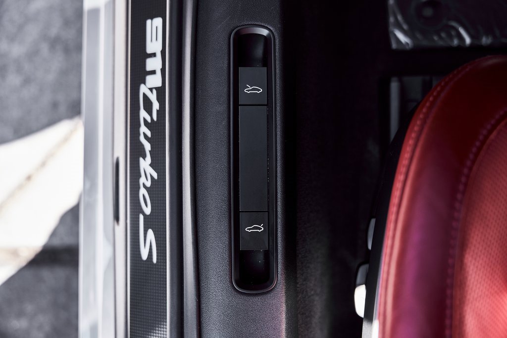 Used 2021 Porsche 911 Turbo S image 33