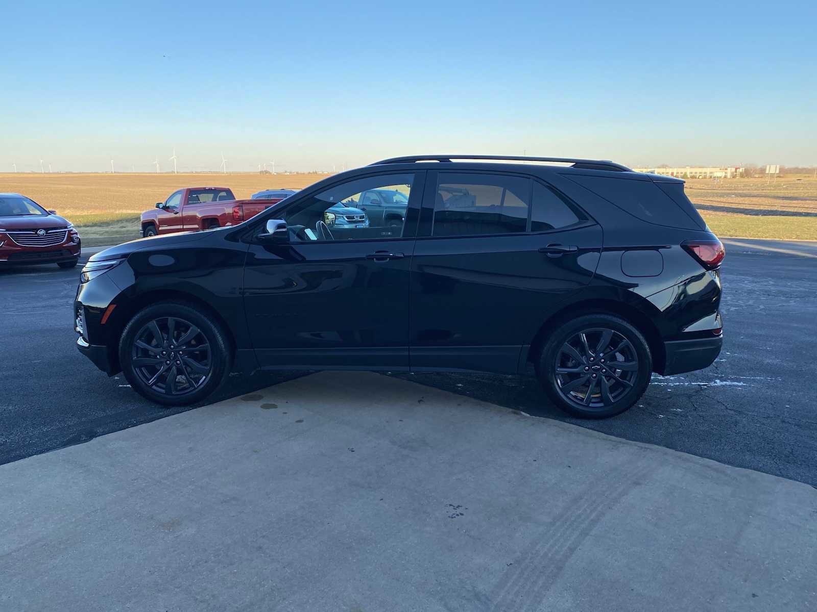 Used 2024 Chevrolet Equinox RS w/ RS Leather Package image 10