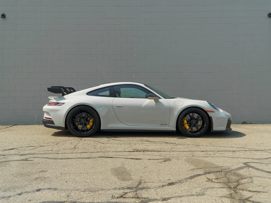 Used 2022 Porsche 911 GT3 RWD image 8