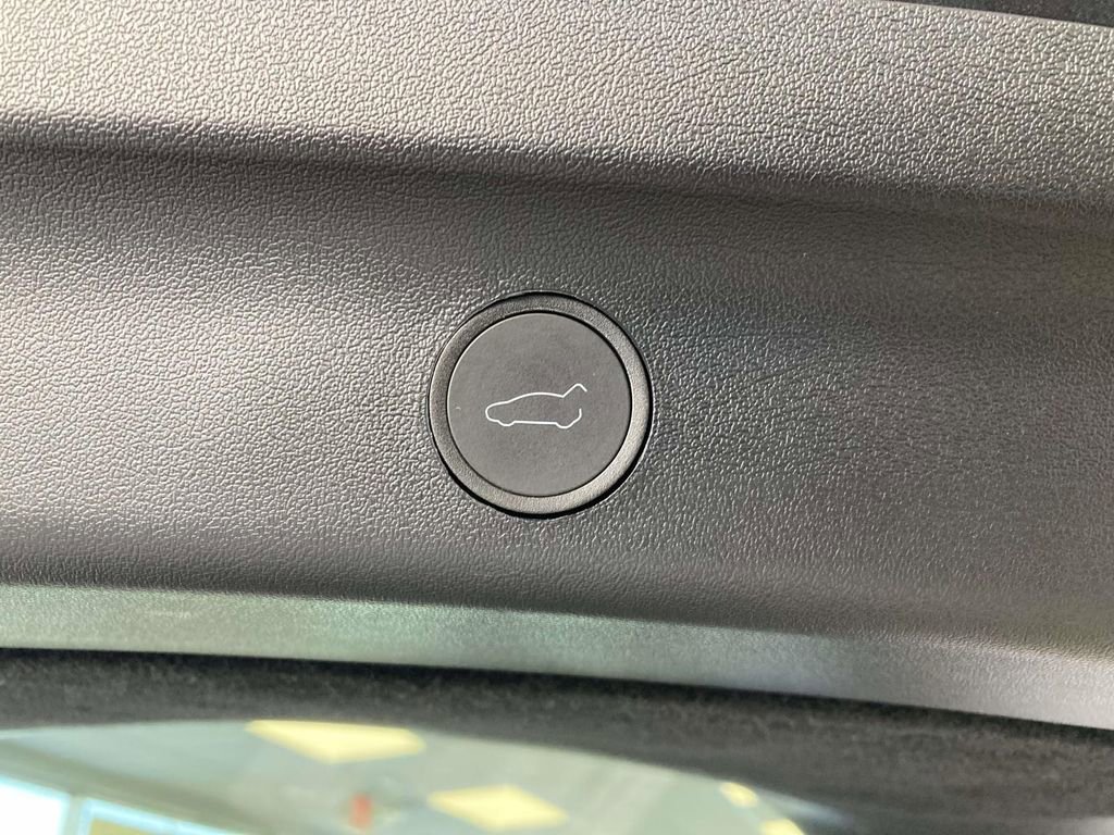 Used 2023 Tesla Model Y Long Range image 15