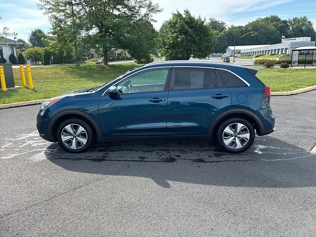 Used 2019 Kia Niro LX FWD image 16