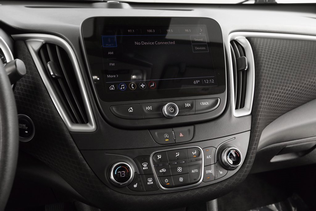 Used 2023 Chevrolet Malibu LT image 30