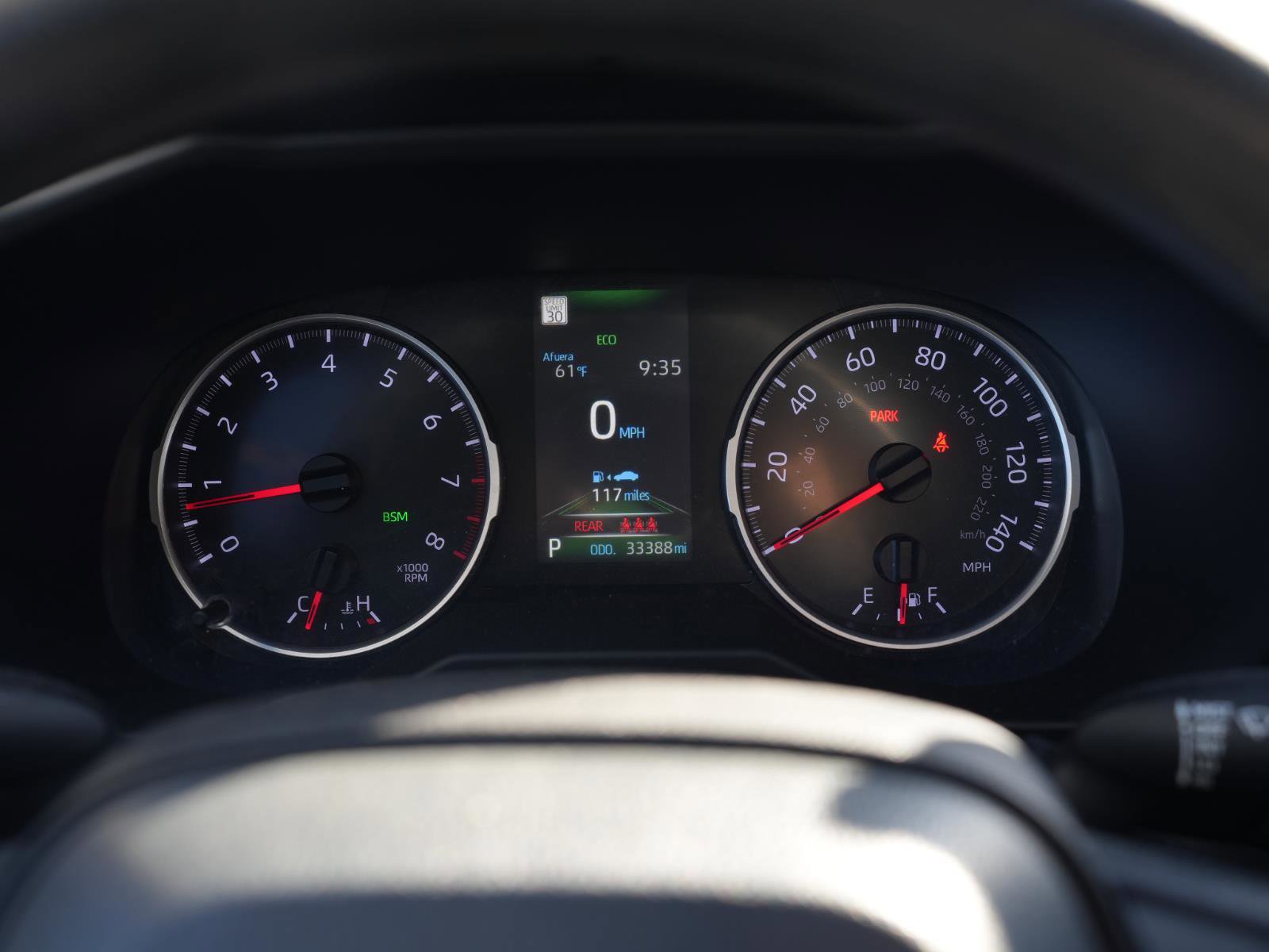 Used 2022 Toyota RAV4 XLE FWD image 21